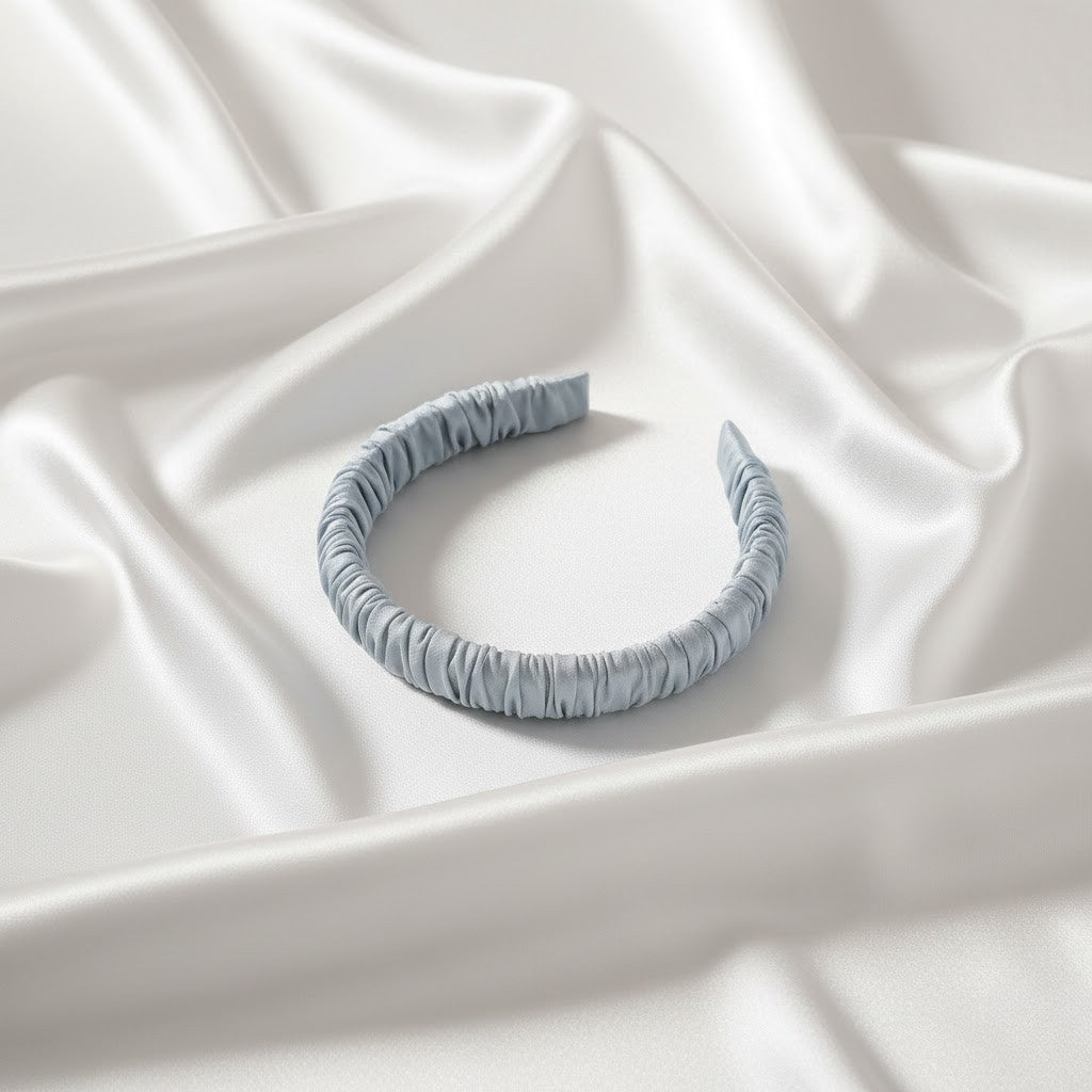 Serre tête bleu soie élégant pour cheveux fins ou fragiles